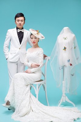 韩式内景婚纱照 金夫人婚纱摄影的时尚爱恋艺术